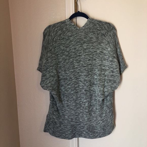 Kirra Womens Cardigan Sweater Gray Marled Short Sleeve Batwing Dolman Knit USA S - Picture 3 of 8